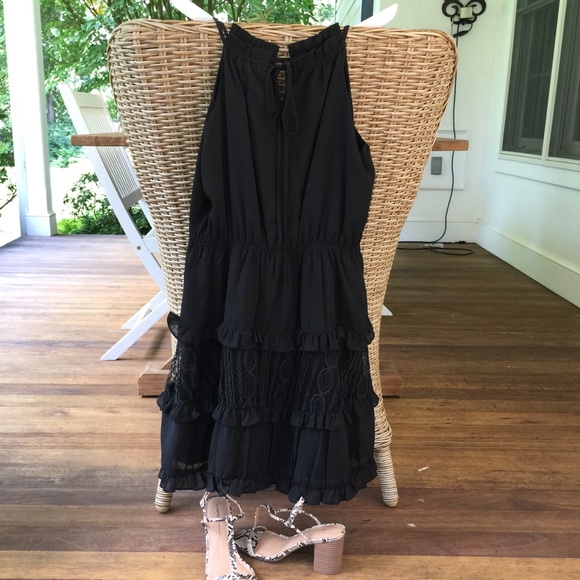 J.O.A. Black sleeveless keyhole ruffle dress - Picture 2 of 3